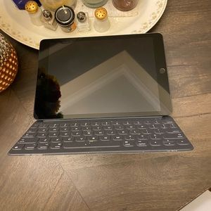 IPad Gen 9 Great Condition